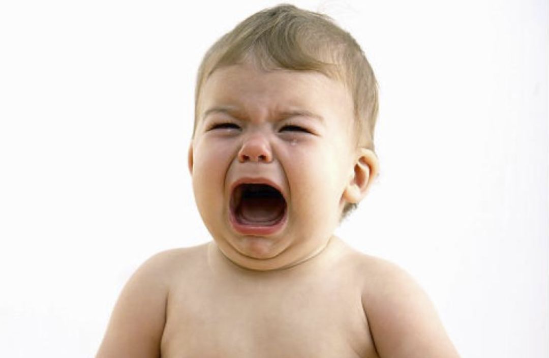 宝宝被蚊子咬了出现透明水泡,宝宝被小黑蚊咬过后留了印子