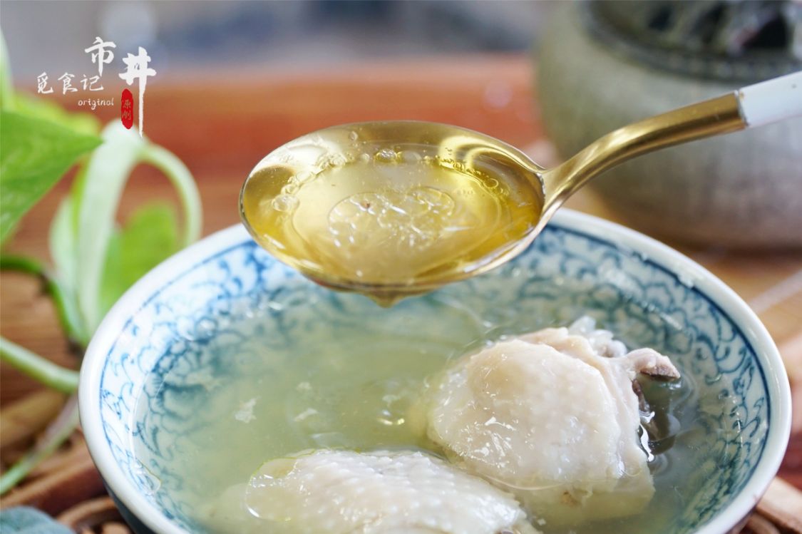 煮鸡汤最好吃的做法,鲜香鸡汤的做法