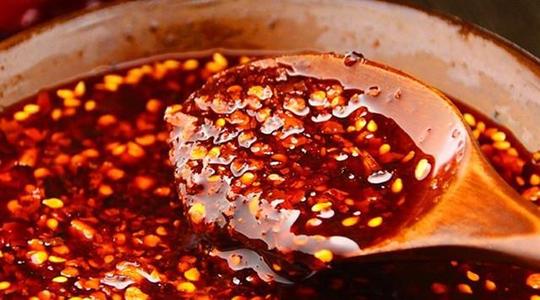 炸辣椒油不能少了这一步,炸辣椒油之前用不用先把辣椒炒熟