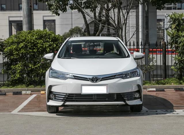 同级别差异不大，轩逸为何一直压制卡罗拉，最后一点说明一切