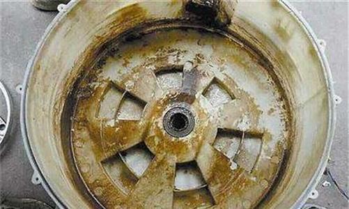 发黄白衣服怎么清洗干净,干洗能把发黄的衣服洗白吗