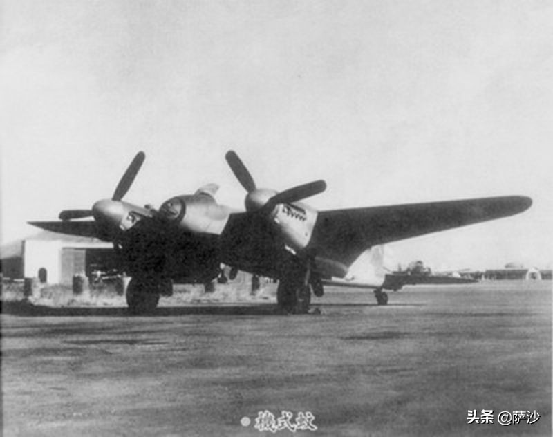 折中国战斗机,折翼战鹰战斗机