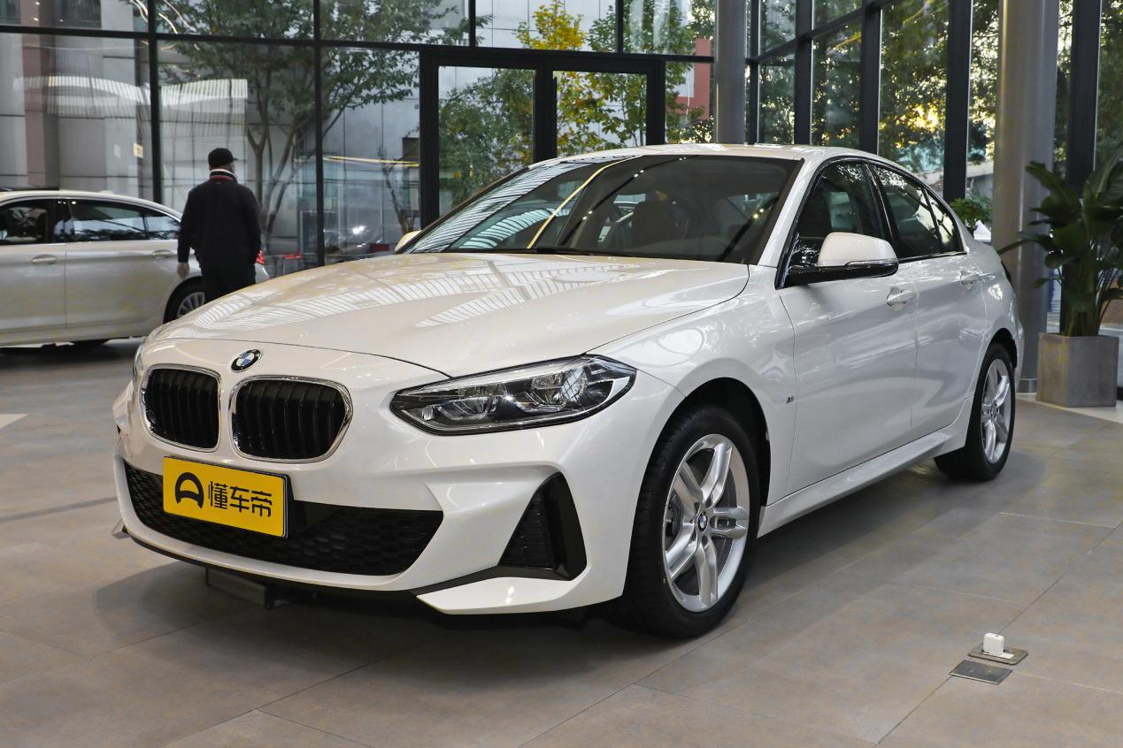 宝马2020款120im运动套装测评,宝马2021款120im运动曜夜版