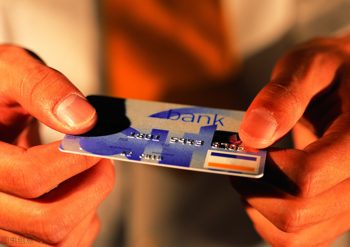 去银行存钱存折好还是存单好,去银行存钱用存单和存折哪个安全