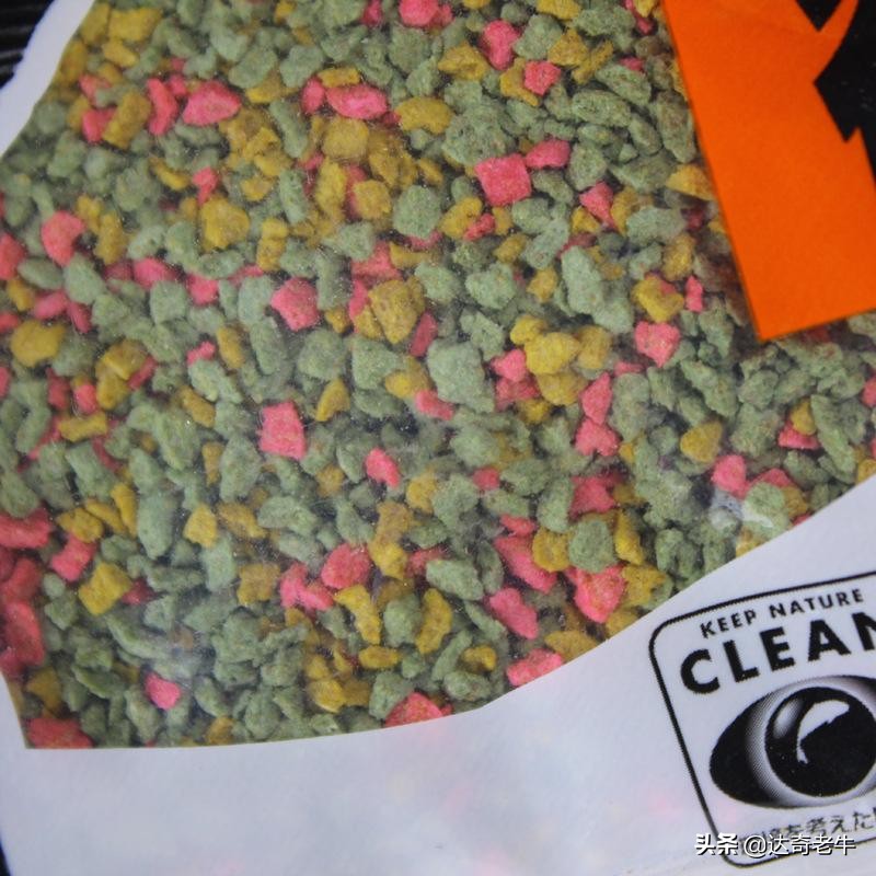 黑坑鲤鱼膨化颗粒饵料,鲤鱼膨化颗粒饲料配方