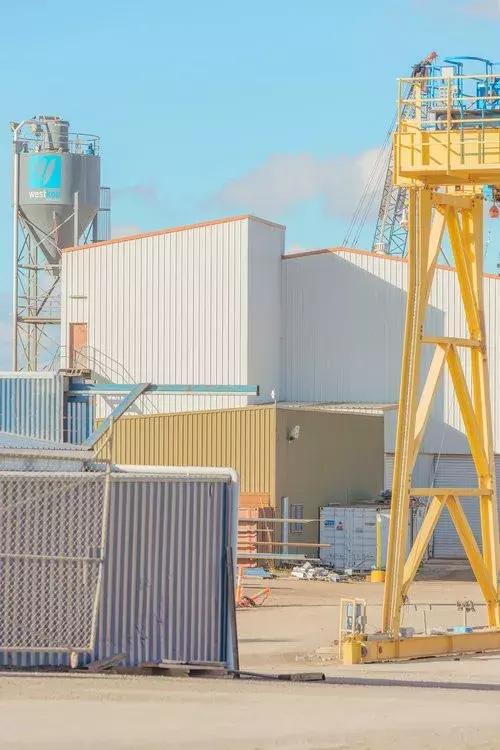 阴雨天怎么拍风景视频,下雨天如何拍出氛围感大片