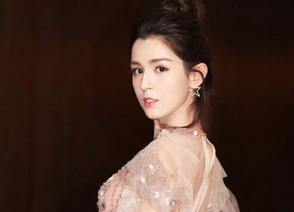 哈妮克孜赤狐书生片段可爱,赤狐书生里陈立农和哈妮克孜是cp