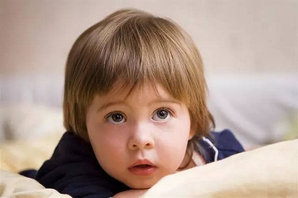 孩子拿别人东西该怎么改正,孩子偷拿人家东西怎么办