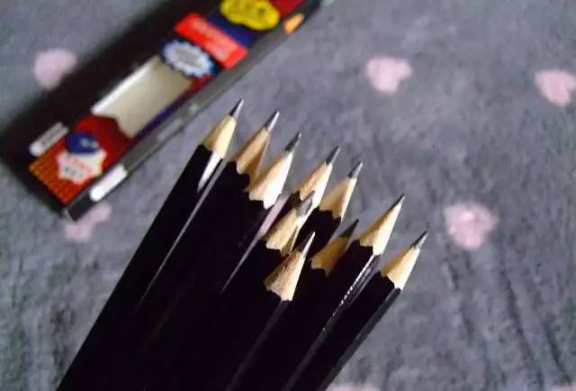 硬笔书法入门先学什么字体,一年级硬笔书法练什么字体