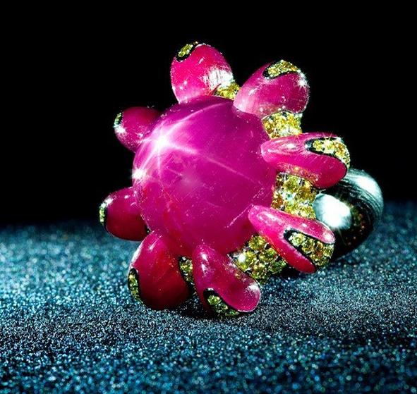 石头上有花纹的石头值多少,石头上有龙图案值钱