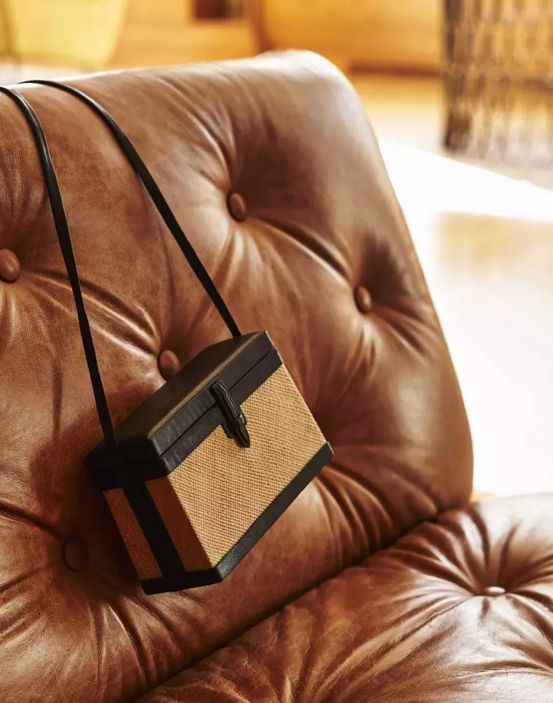 1000左右的包包品牌推荐,1000块钱能买什么大牌的包