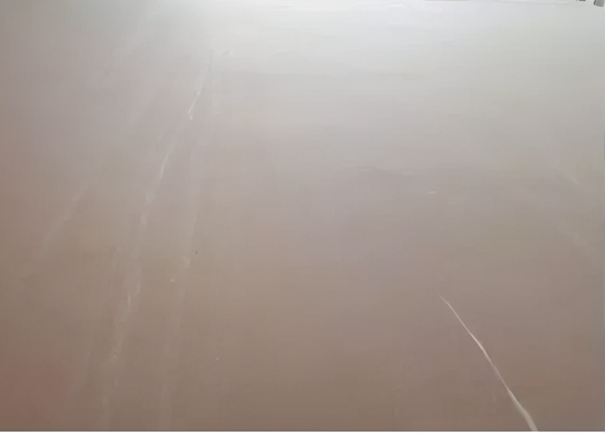 从施工的角度来看,如何预防产生雨痕?