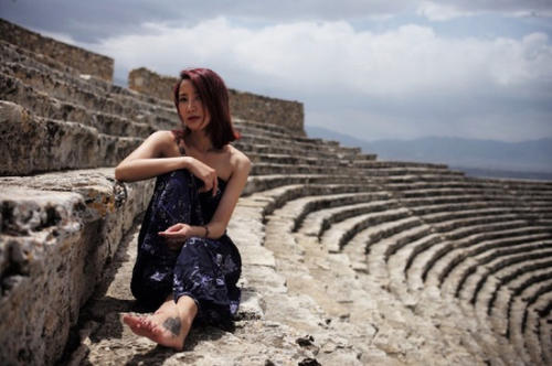 2014年，陈赫抛弃相爱14年的许婧移情张子萱，许婧现在如何了？