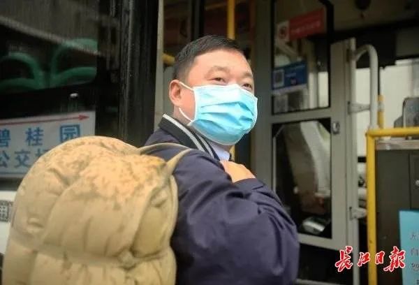 这个春节向所有医务工作者致敬,这个春天致敬最美逆行者