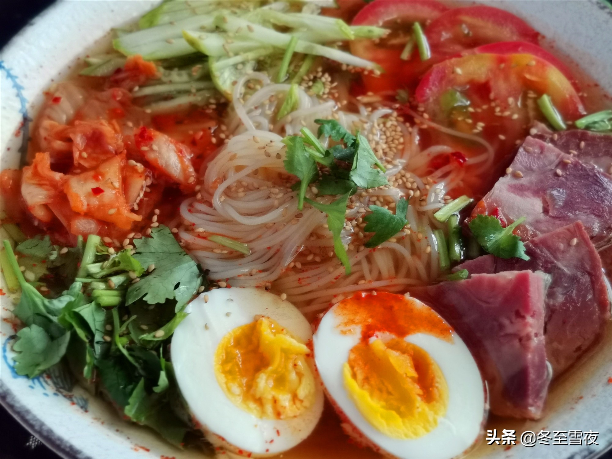 东北酸甜冷面的做法及配料过程,东北冷面的做法家庭自制