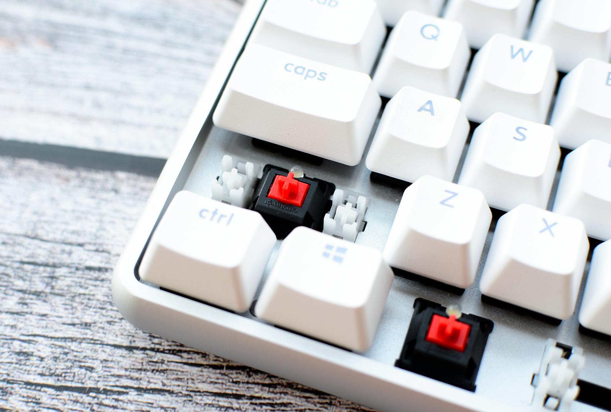 悦米pro和悦米机械键盘区别,悦米机械键盘pro静音版499