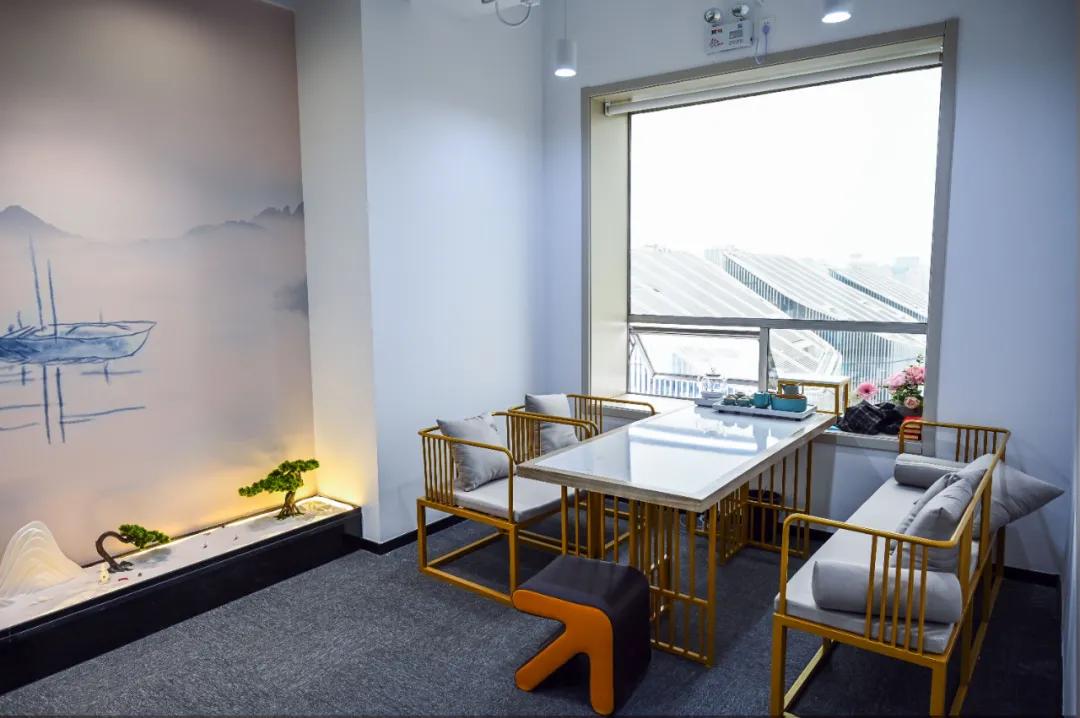 乔迁大吉！新七天文化传媒和舟山新七天落地国贸办公区