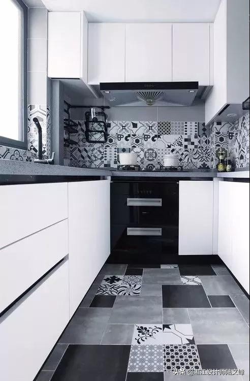 厨房贴网红小白砖好看吗,800x800瓷砖上墙厨房好看吗