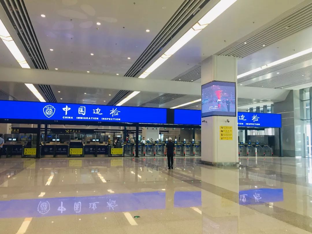 乘坐地铁到南沙港码头,广州地铁直达南沙湾