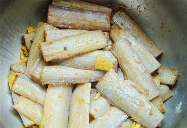 屋内带鱼腥臭味怎么去除,怎么去车内带鱼中的腥臭味