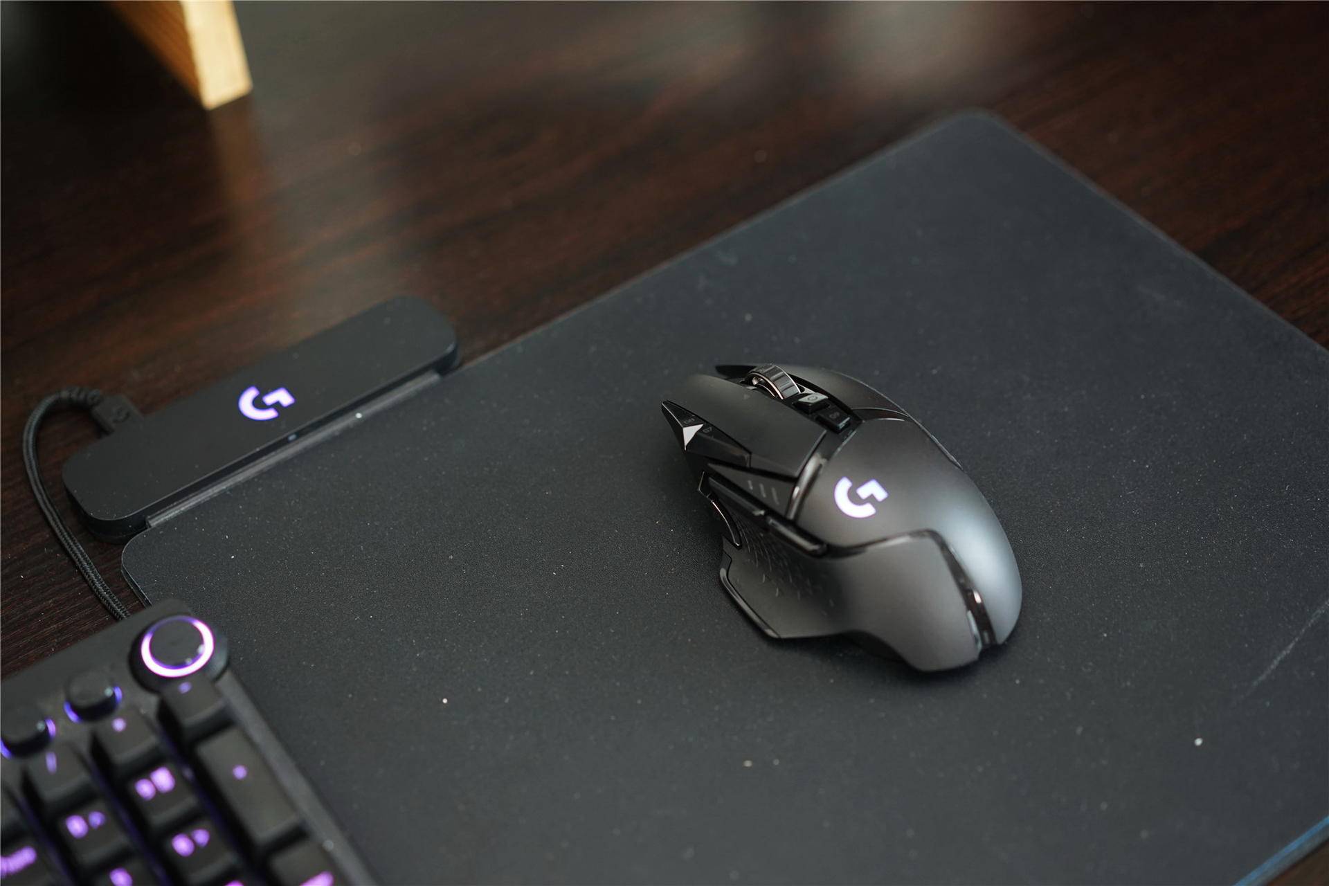 蜕变罗技g502鼠标评测,最佳游戏鼠标罗技g502lightspeed