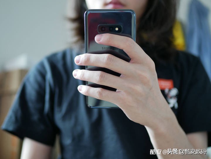 小而精视频,三星galaxys10e评测