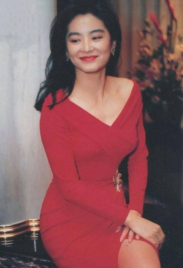 所谓的港风，无非就是这些元素，掌握这些人人都能成为港风女神