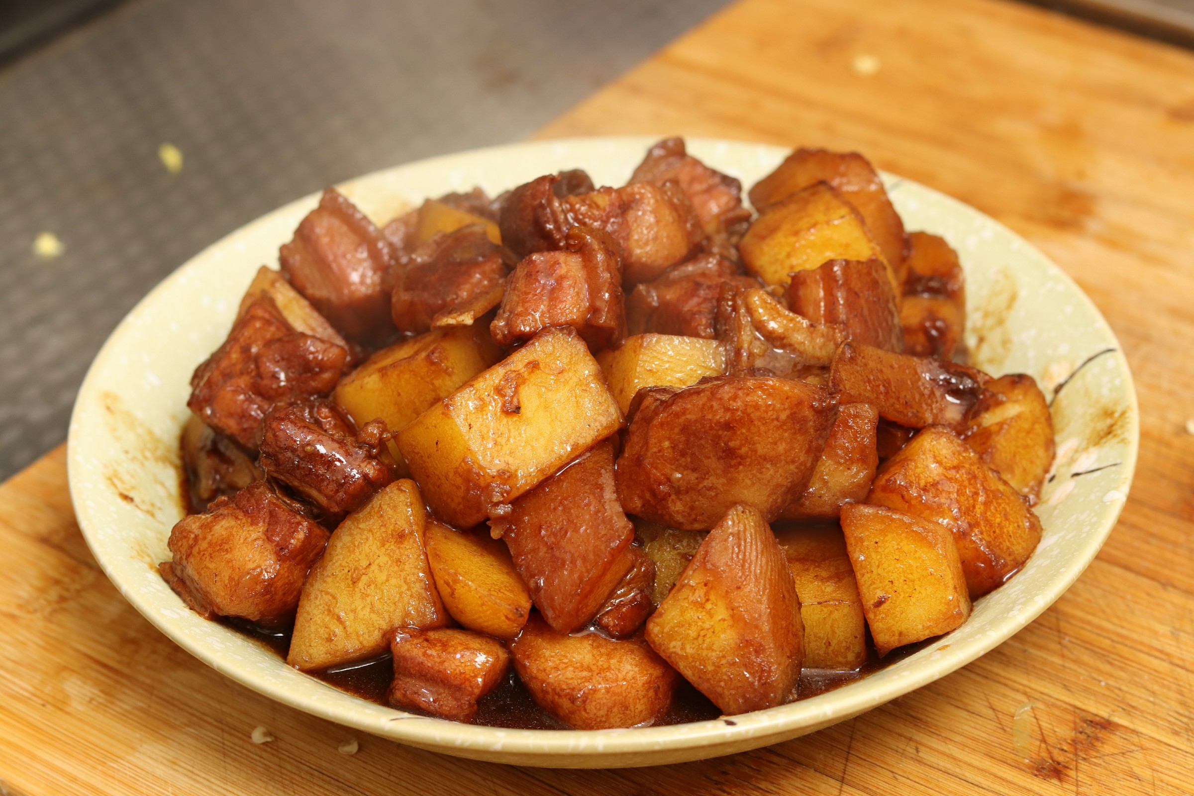 教你红烧肉正确的做法,红烧肉初学最正确的做法