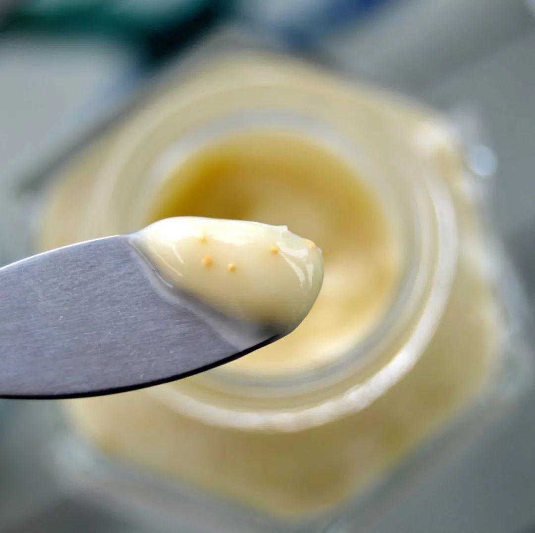 冬天面霜不吸收能用吗,冬天好用的面霜不闷痘不油