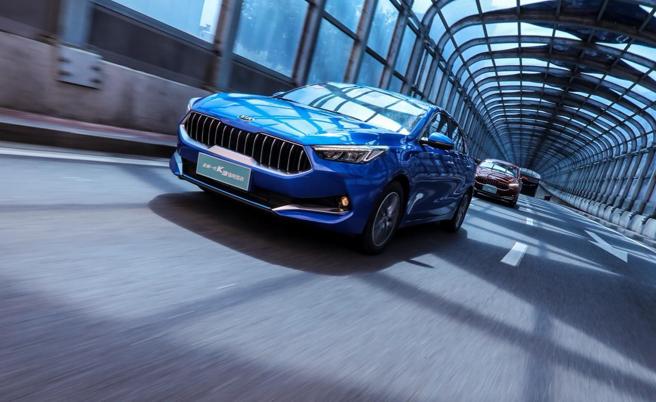 起亚k3phev多少钱,起亚k3100公里油钱大概多少