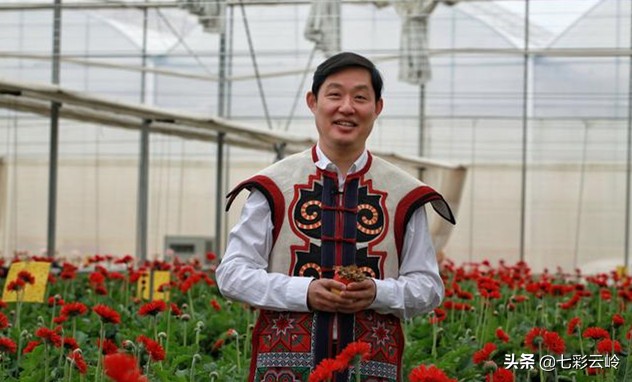 “云南科技扶贫百名县长直播”泸西：春风十里，不如在这里遇见你