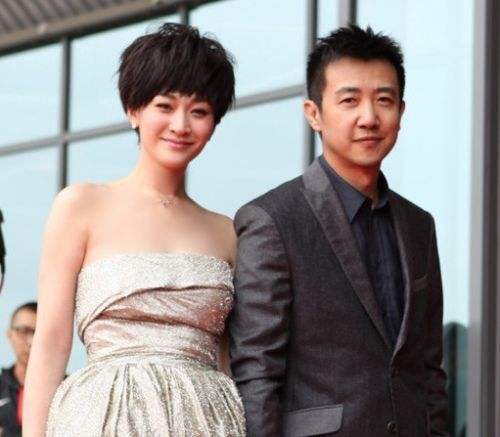 十年前，孙东海用艾滋针头抵住李小冉喉咙，李小冉被吓得崩溃大哭