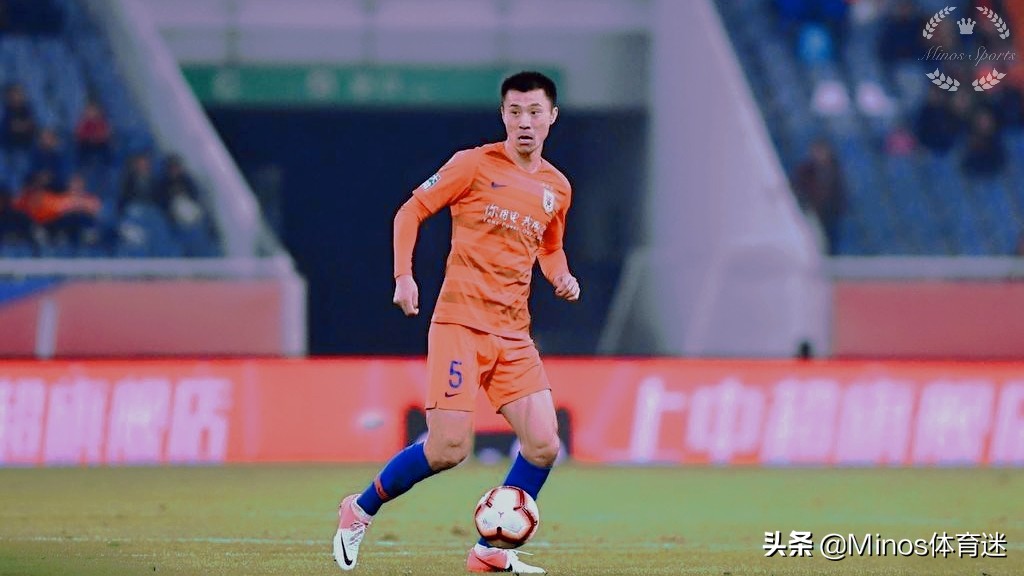 国足的后防线问题,国足左后卫首发之争悬念重重