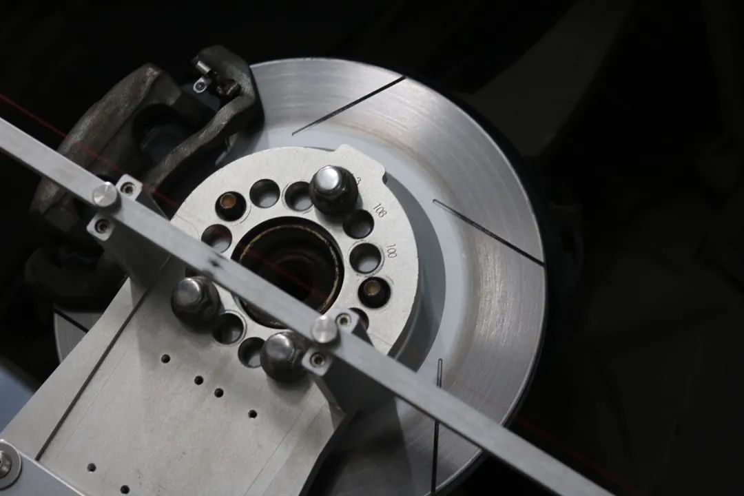 14年英菲尼迪g25拆车视频,英菲尼迪g25整备翻新