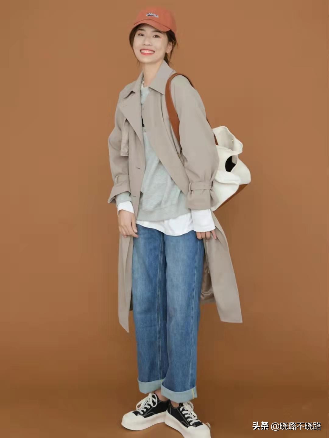 怎么样穿风衣才显得很有气质,穿风衣的高级感