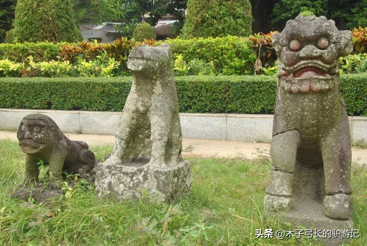 这个奇特的地方，将石狗视为图腾，却爱吃狗肉