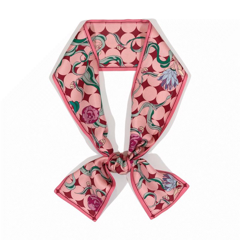 不要拒绝丝巾,正如不要拒绝春天