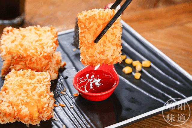 绵阳耗资千万三层独栋KTV里面,藏了一家下午茶!