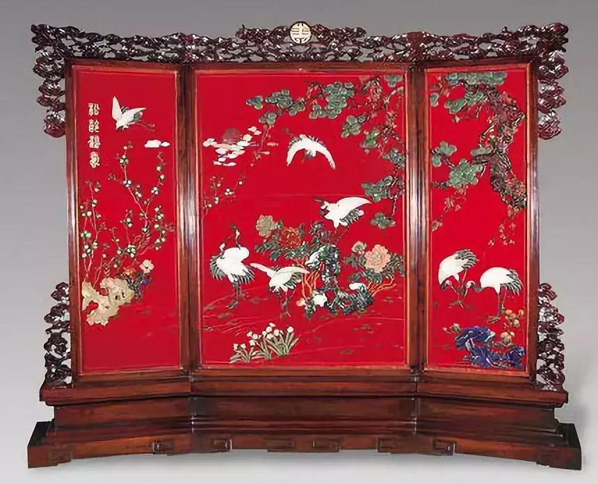 千涂万抹髹为底，刀走龙蛇出雕漆，用现代眼光鉴赏古老工艺！