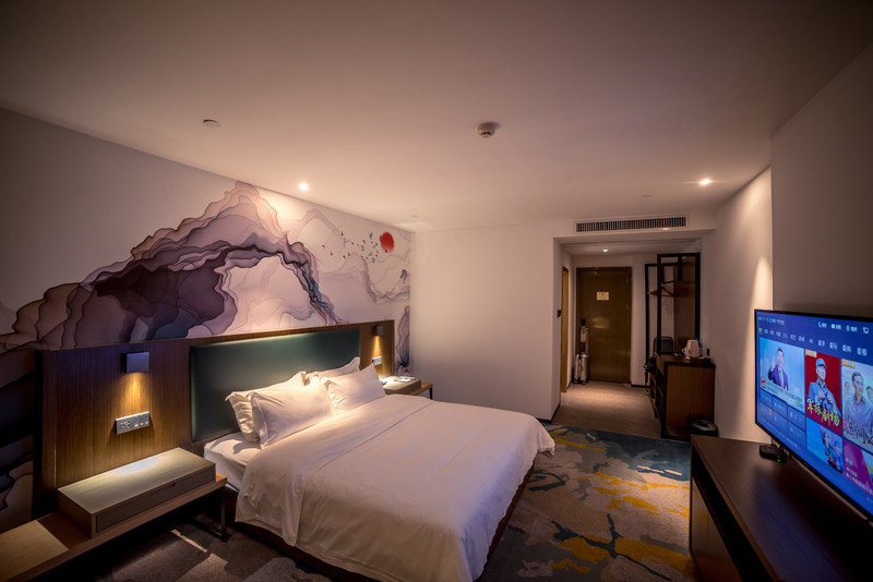 星湖冬日燃情，比落羽杉还要红的是什么？#我和湿地有个约会#