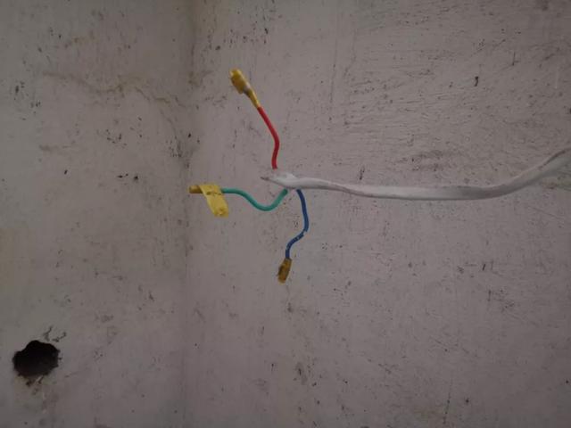 南阳机井不通电,河南惠农机井建成6年不通电