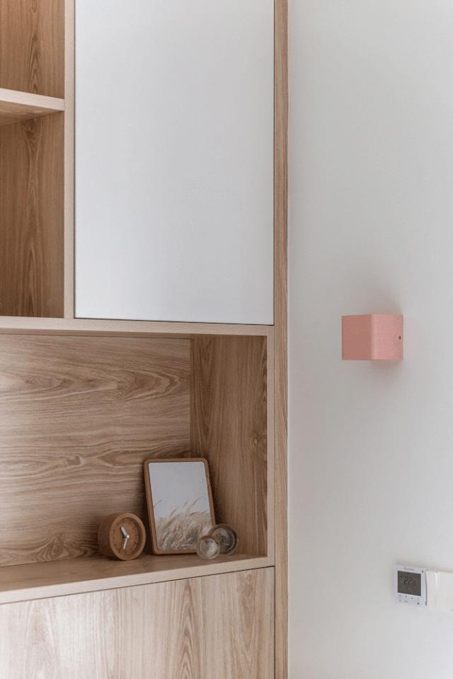 客厅玄关放冰箱的设计,客厅放嵌入式冰箱怎么设计