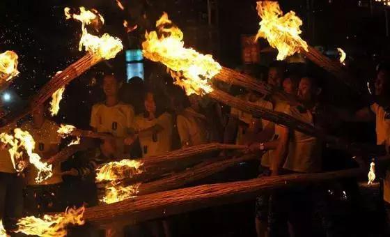 打开武侯人的“娱乐”记忆，竟然是时尚复古风的前辈