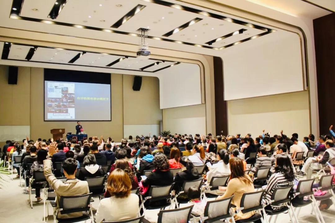 北漂8年到郑州,靠手机摄影赚钱的人