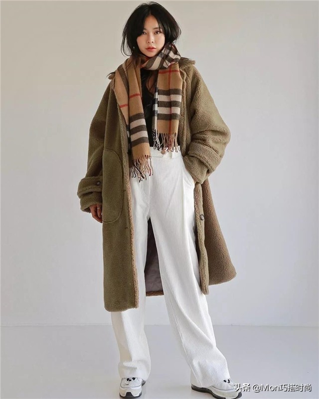 风衣搭配的鞋子马丁鞋,风衣除了马丁靴还能搭什么鞋