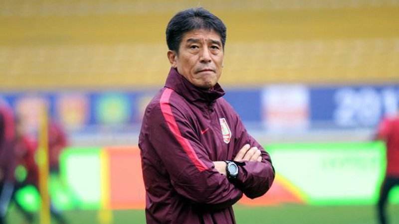 郑智18岁的照片,郑智40岁球员