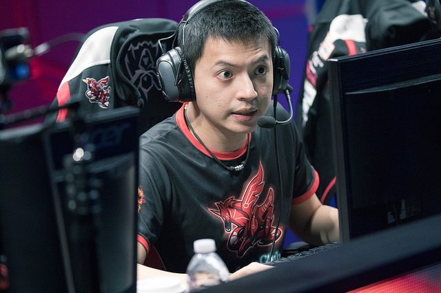 LOL：台湾网友深情告别西门——谢谢你，让我们做了场好梦