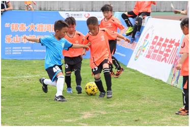 小小少年打比赛,小小少年篮球比赛