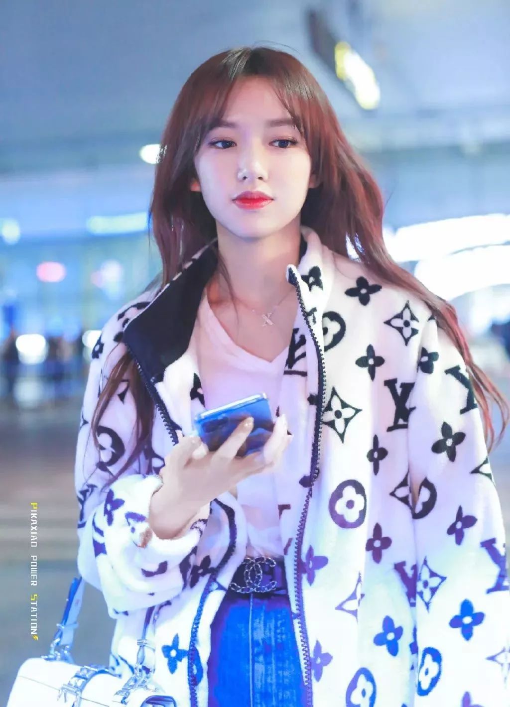 今年女明星穿的是什么衣服,今年女明星流行衣服