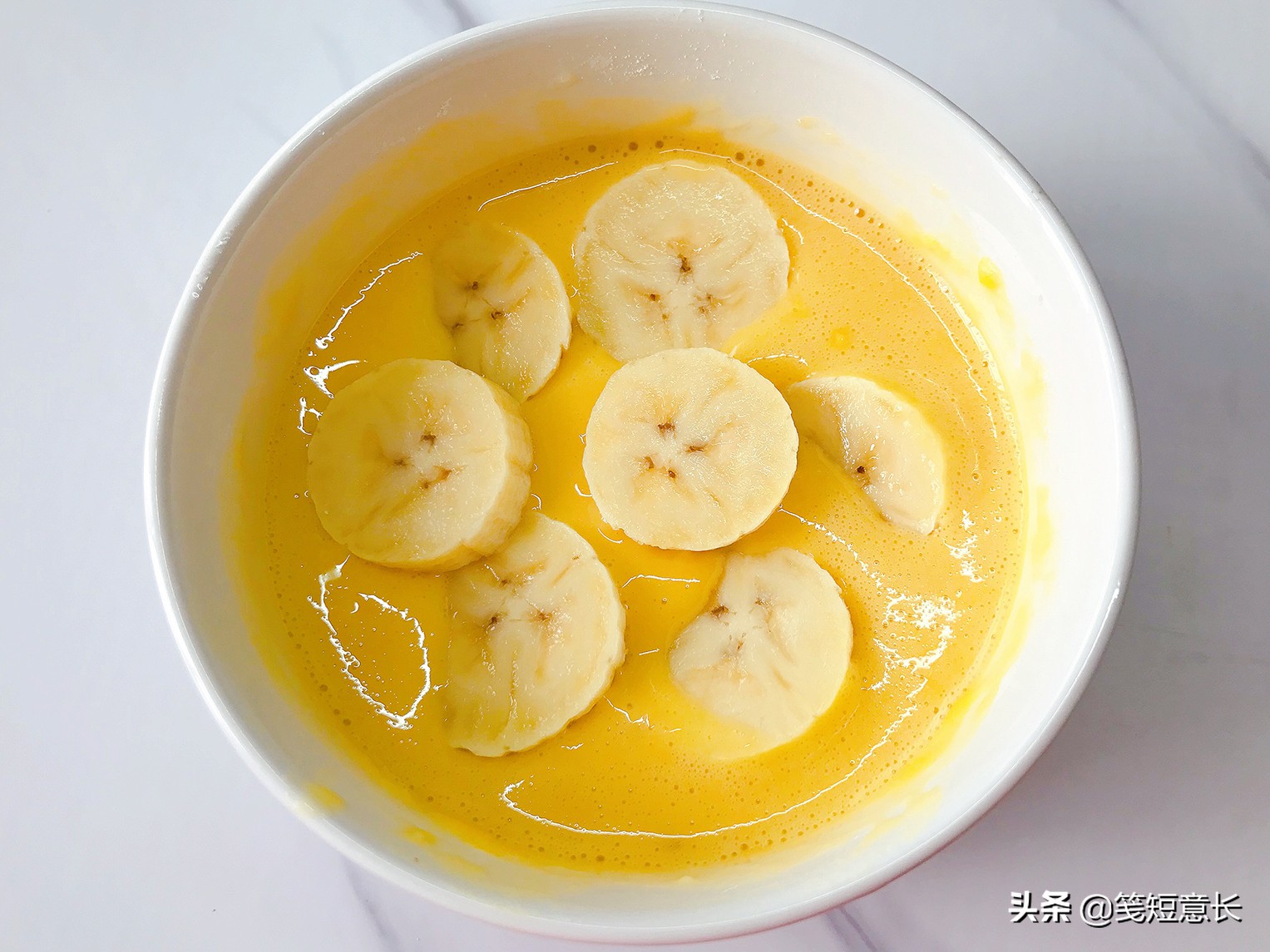 香蕉饼简单摆摊,如何制作香蕉饼不用一滴水一滴油